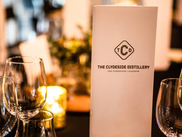 Clydeside menu holder with company logo for dining set up